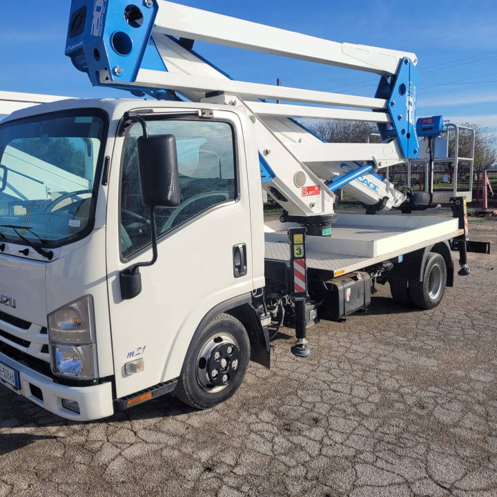 piattaforma-aerea-autocarrata